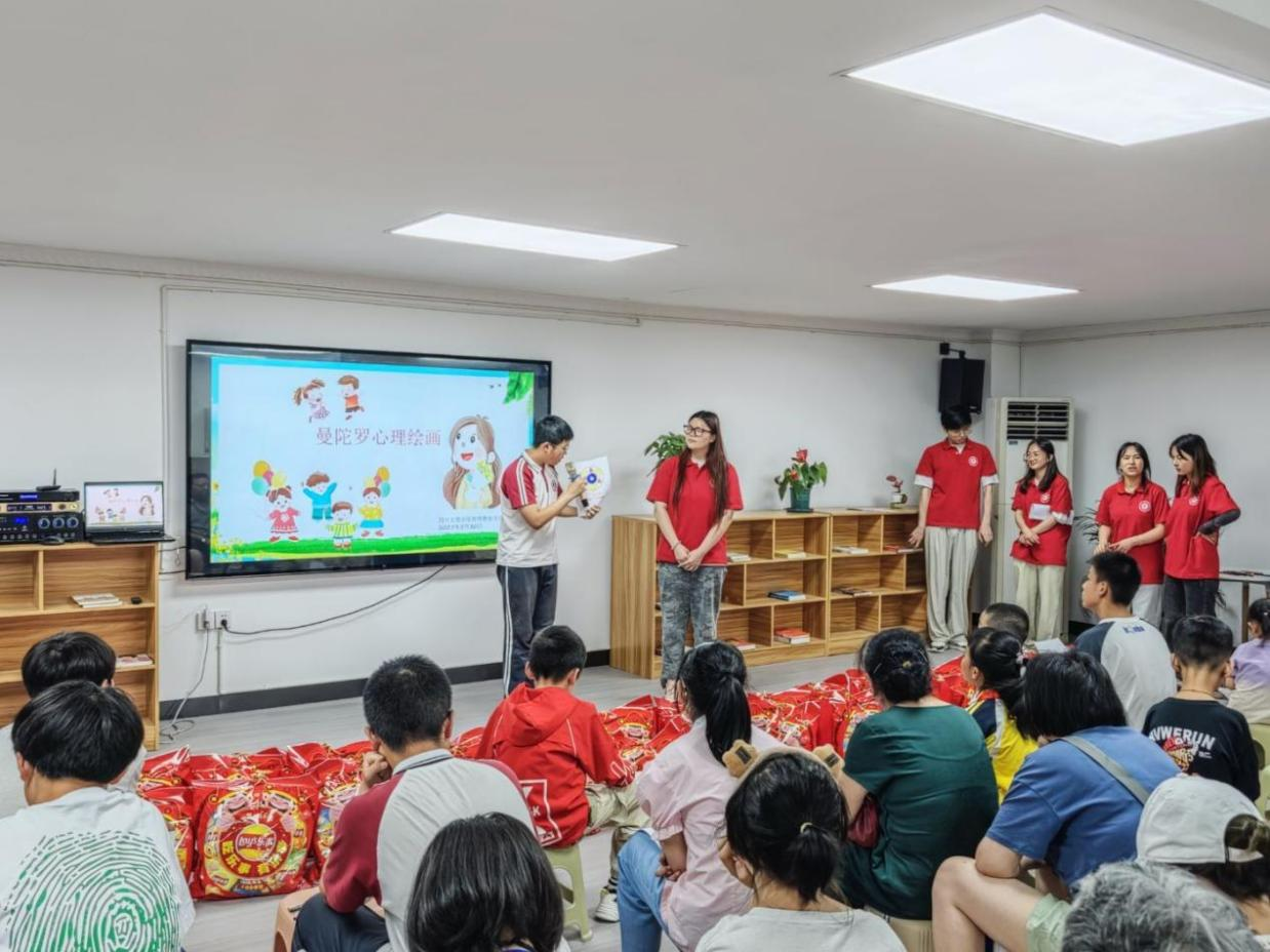 双节同庆 心暖童心|taptap点点体育携手东城街道开展“粽点关注·童心向阳”志愿活动